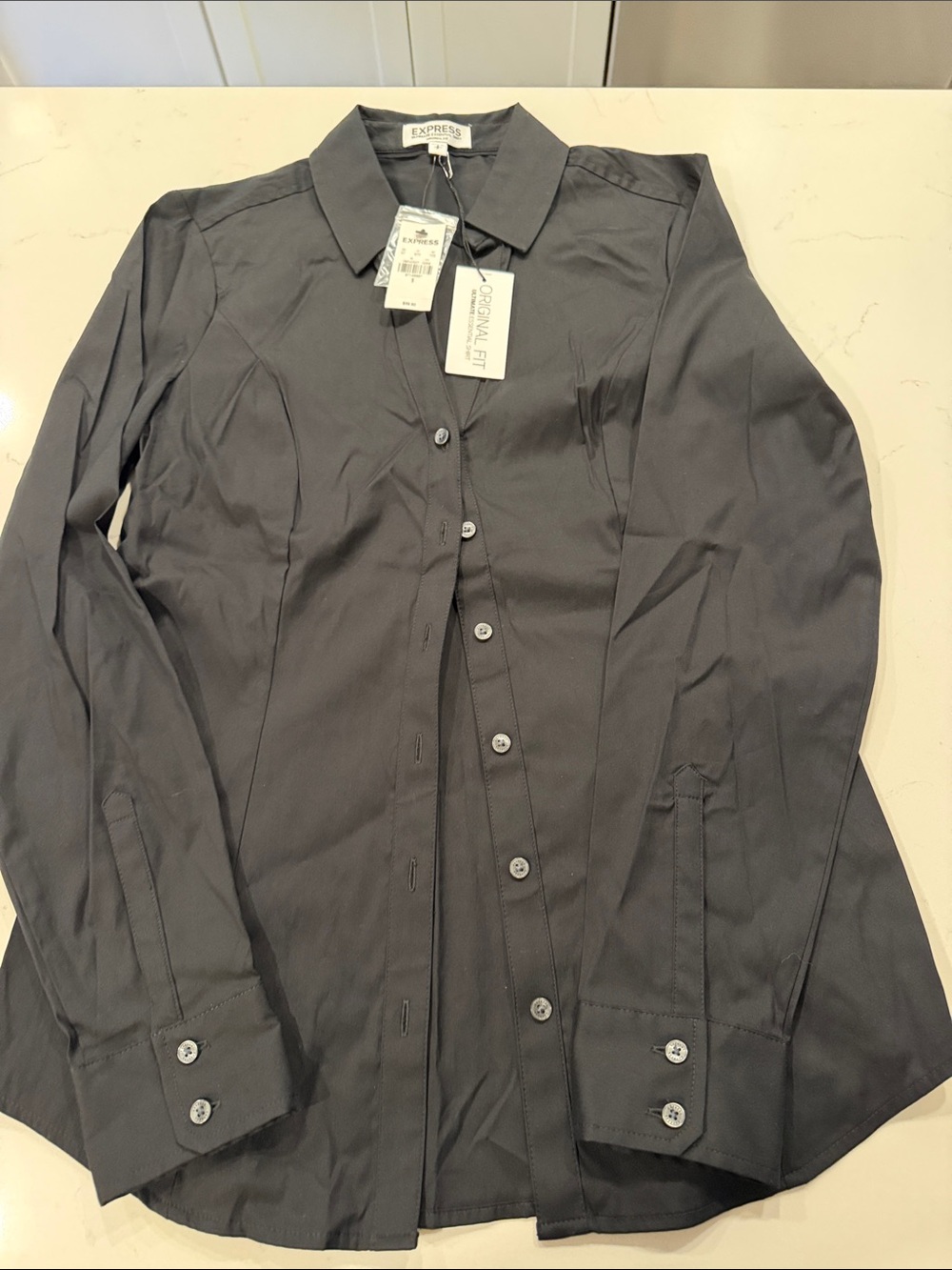 Express Women's Black Fitted Button-Down Shirt